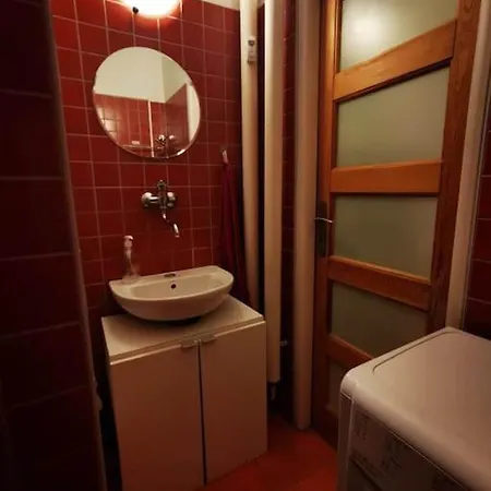 Cely Apartman Podlesi 54m2 S Dvema Balkony A S Novou Manzelskou Posteli, Zatim Neni Na Fotkach * Brno